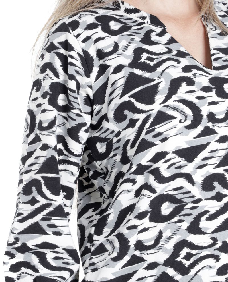 104828266-Blusa-First-formal-estampada-manga-larga-para-mujer