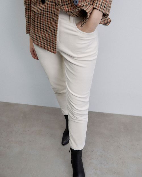 Pantalón Sfera slim blanco de cintura alta para mujer