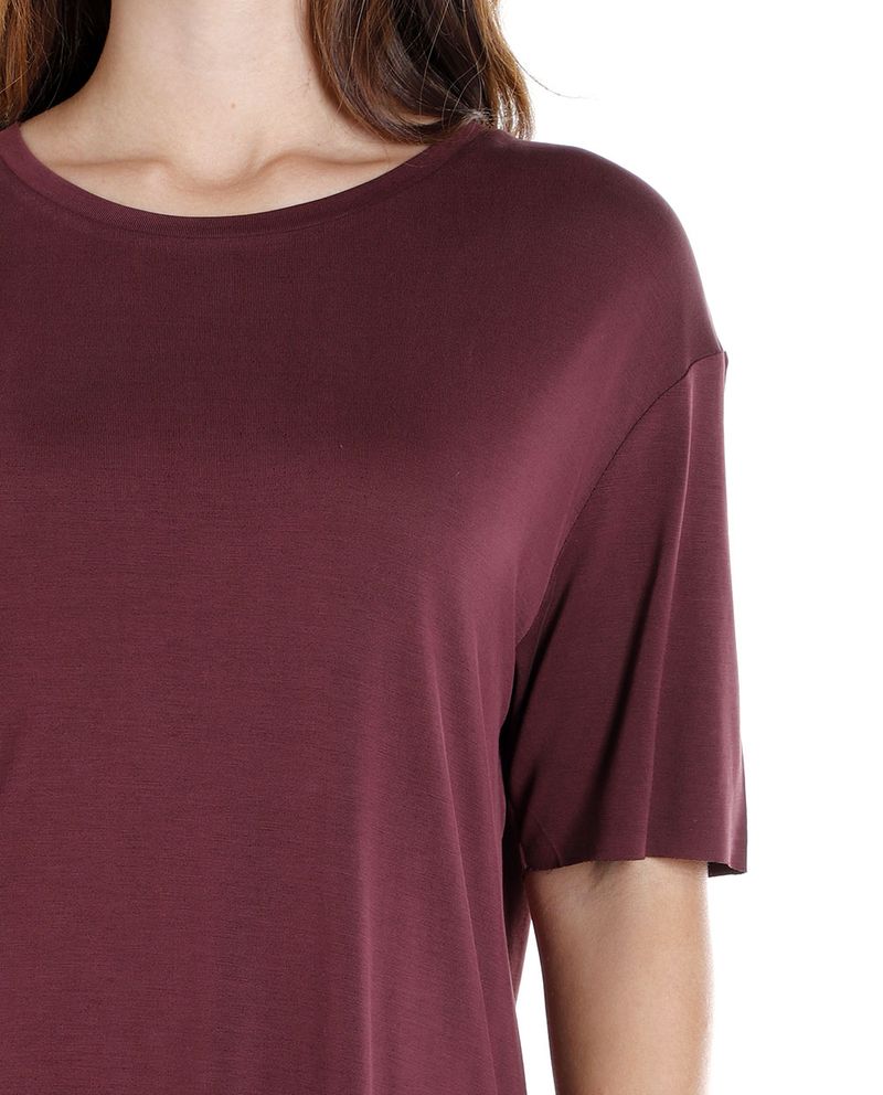 104767061-Camiseta-deportiva-Boomerang-oversize-vino-para-mujer