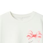 104842520-Blusa-blanca-con-estampado-para-niña