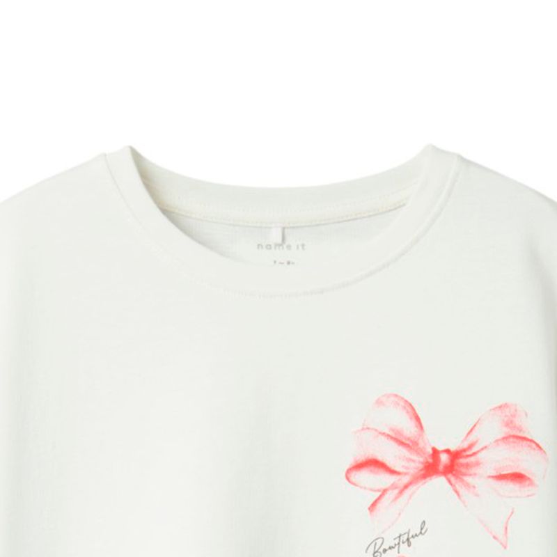 104842520-Blusa-blanca-con-estampado-para-niña