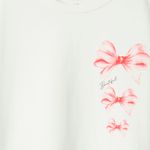 104842520-Blusa-blanca-con-estampado-para-niña