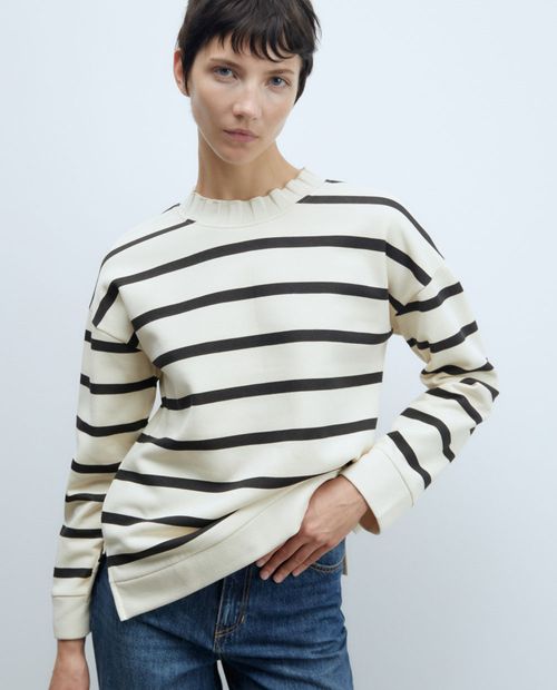 Suéter Sfera pull over rayado para mujer