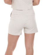 104834539-b.jpg