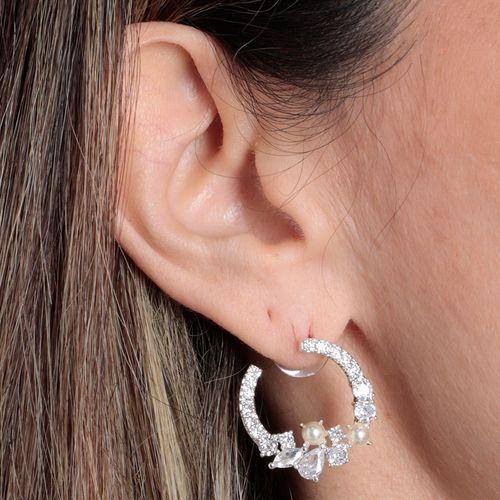 Aretes color plateado para mujer