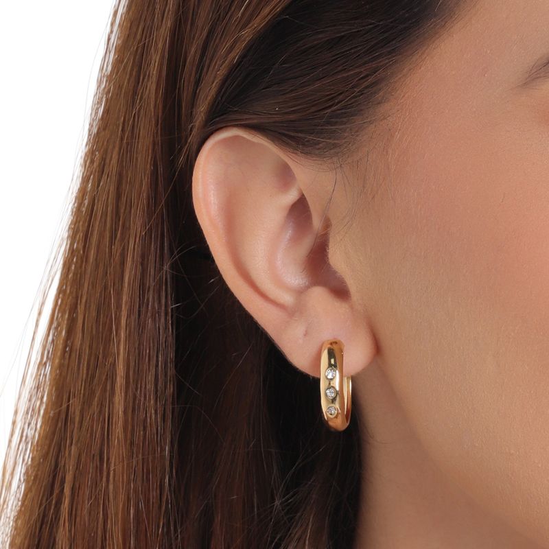 104841261-Argollas-color-dorado-para-mujer