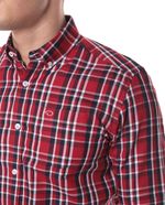 104826059-Camisa-casual-Oscar-de-la-Renta-classic-fit-roja-cuadriculada-para-hombre