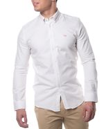 104826099-Camisa-casual-Oscar-de-la-Renta-tailored-fit-beige-rayada-para-hombre-