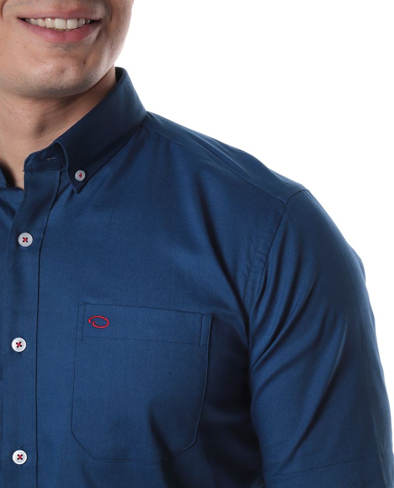 104825920-Camisa-casual-Oscar-de-la-Renta-classic-fit-azul-navy-solida-para-hombre