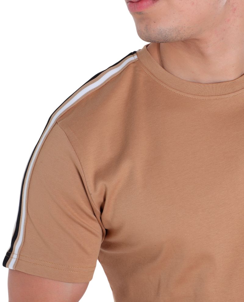104828520-Camiseta-Denim-and-Flower-cafe-solida-para-hombre
