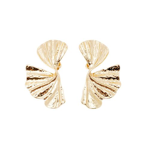 Aretes metálicos dorados para mujer