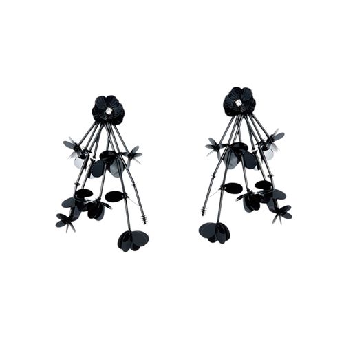 Aretes largos color negro para mujer