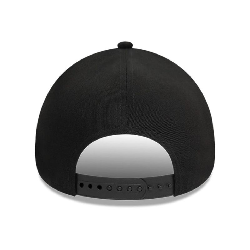 104840082-Gorra-New-Era-NBA-Los-Angeles-Lakers-negra-para-hombre