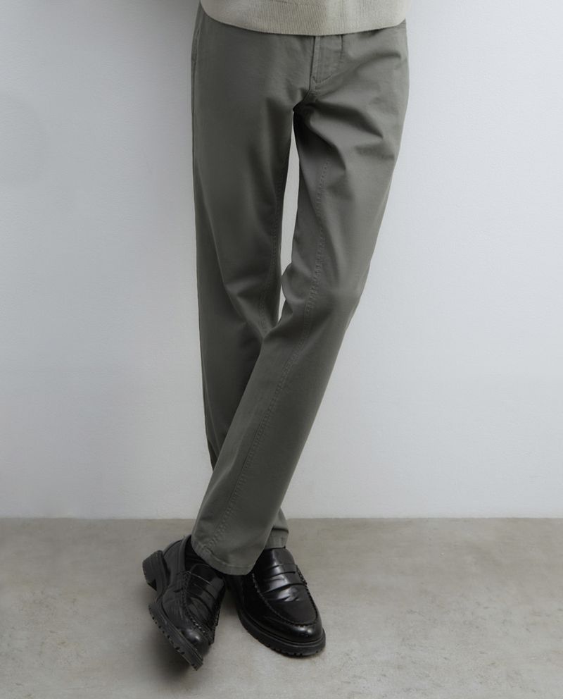 104835431-Pantalon-5-Pocket-Sfera-olivo-solido-para-hombre