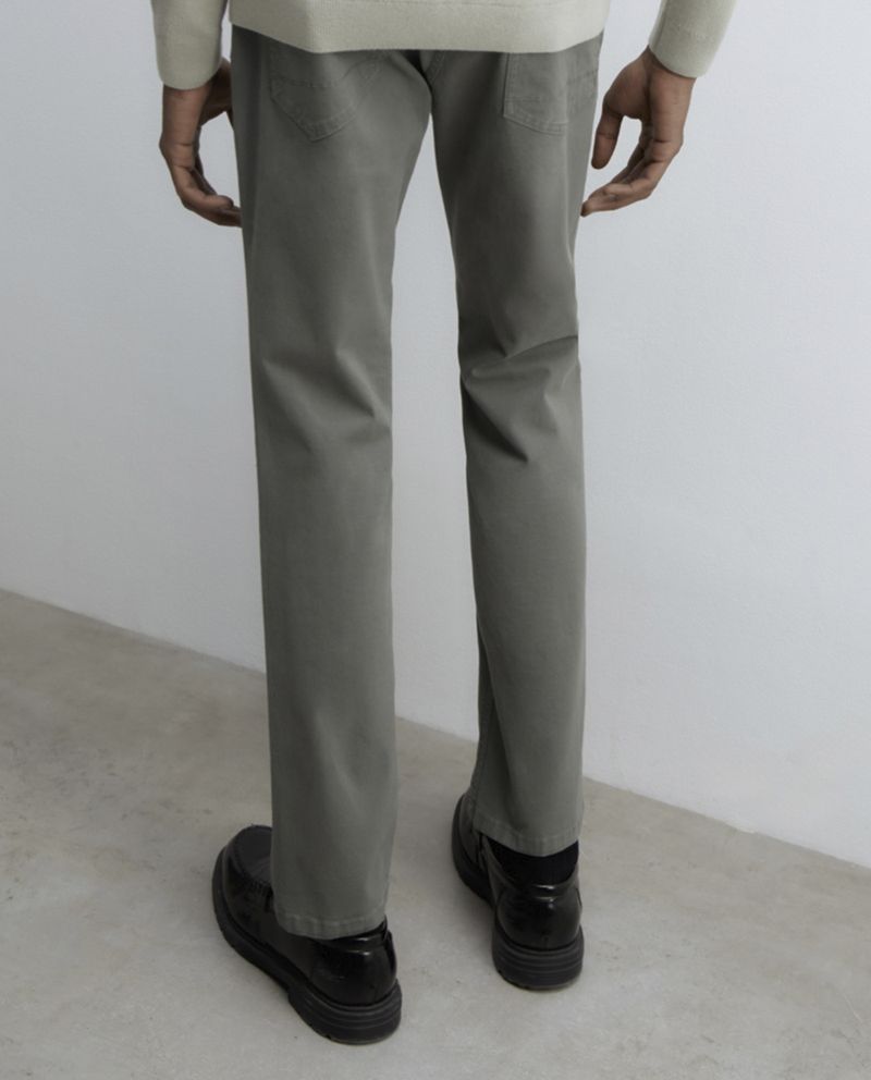 104835431-Pantalon-5-Pocket-Sfera-olivo-solido-para-hombre