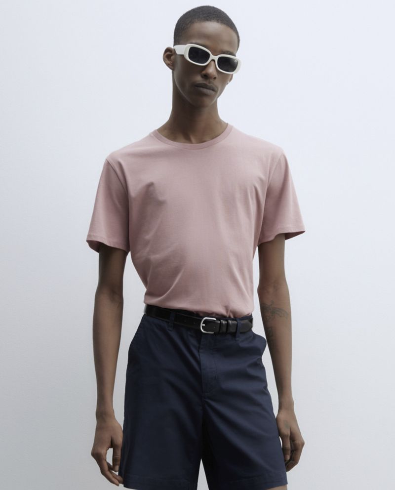 104856147-Camiseta-basica-regular-fit-Sfera-rosada-solida-para-hombre