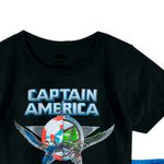 Conjunto-de-2-piezas-bicolor-con-estampado-de-Capitan-America-para-niño-104847343