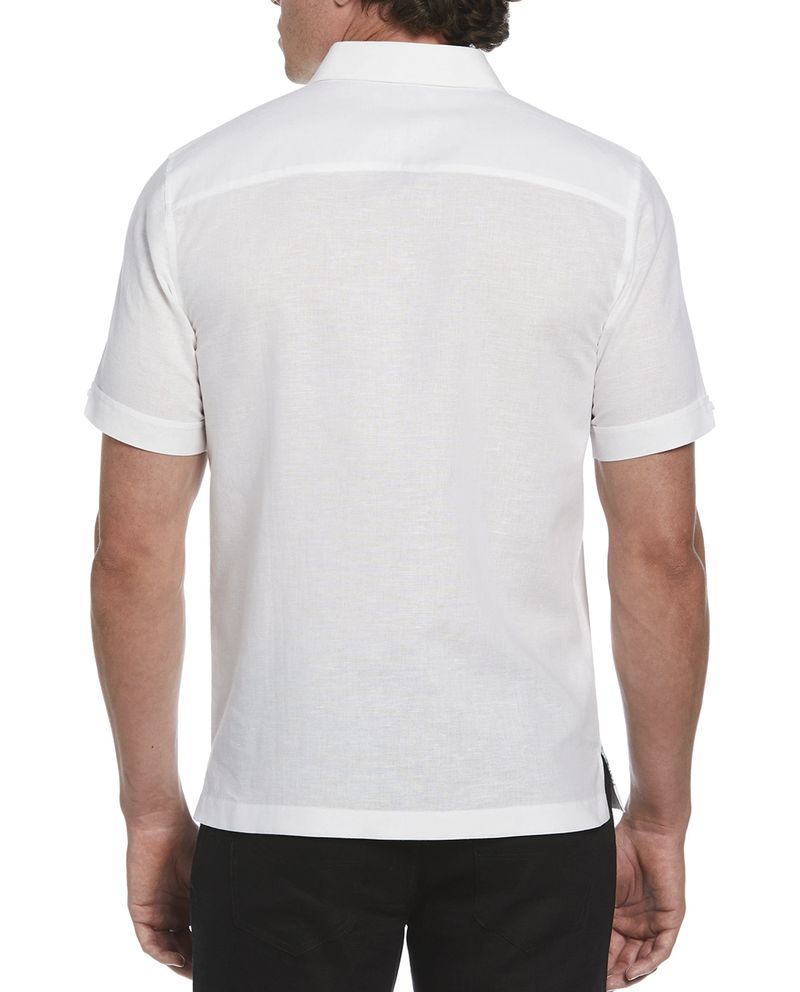 104808667-Guayabera-de-lino-Cubavera-classic-fit-blanca-estampada-para-hombre