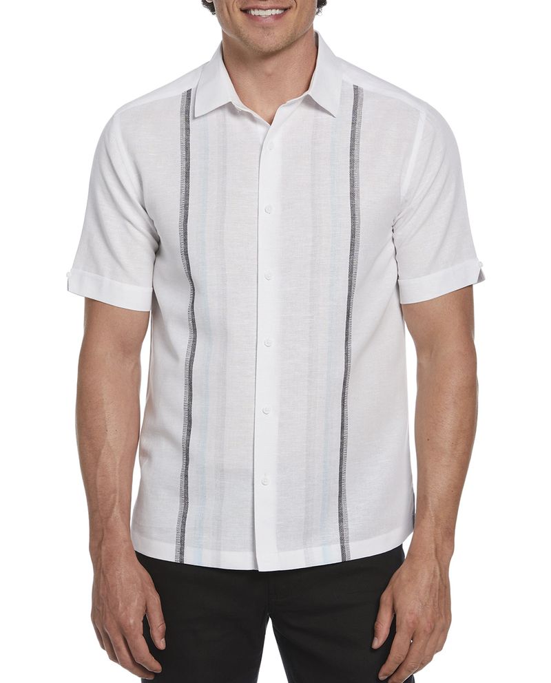 104808682-Guayabera-de-lino-Cubavera-classic-fit-blanca-con-rayas-al-frente-para-hombre