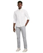 104843100-Camisa-oxford-Easy-Wear-slim-fit-blanca-solida-para-hombre