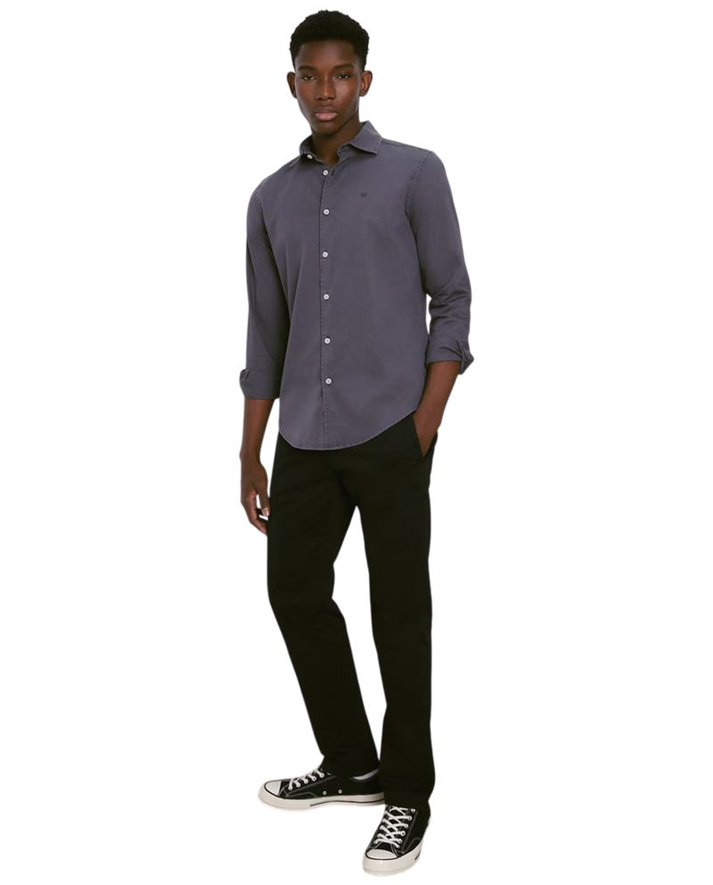 104843184-Pantalon-chino-Easy-Wear-slim-fit-negro-solido-para-hombre
