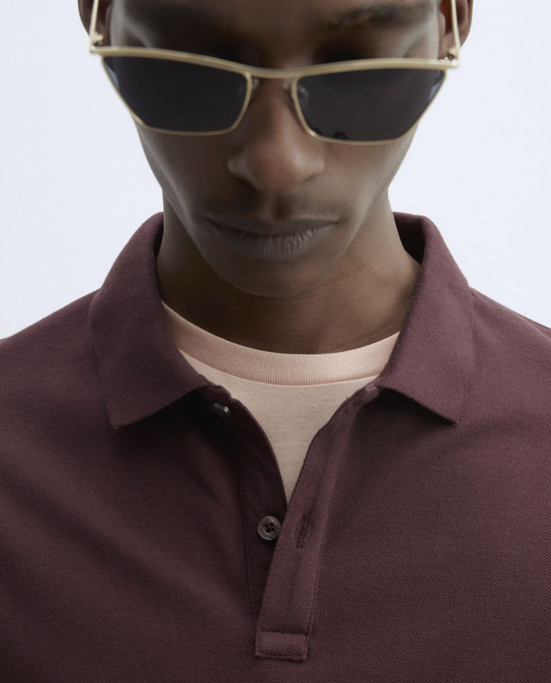 104856183-Camisa-polo-Sfera-color-vino-texturizada-para-hombre