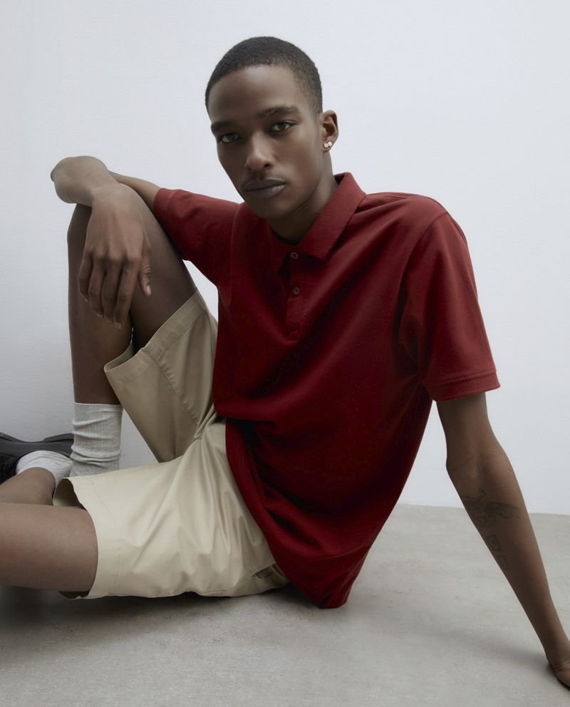 104856187-Camisa-polo-Sfera-roja-texturizada-para-hombre