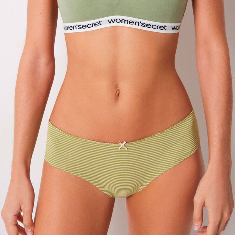 104849555-Set-de-7-panties-Women-Secret-estampado-Mickey-Mouse-de-cintura-corta-para-mujer