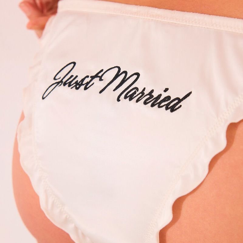 104849645-Bikini-Women-Secret-blanco-de-cintura-corta-para-mujer