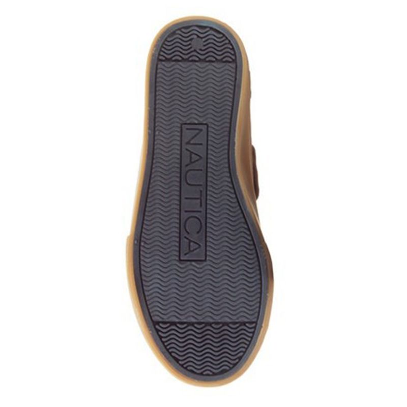 104812357-Calzado-casual-Nautica-color-cafe-para-niño