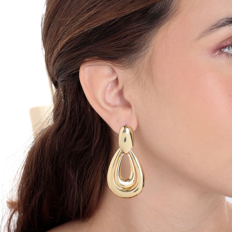 104859351-Aretes-largos-de-acero-inoxidable-dorados-para-mujer