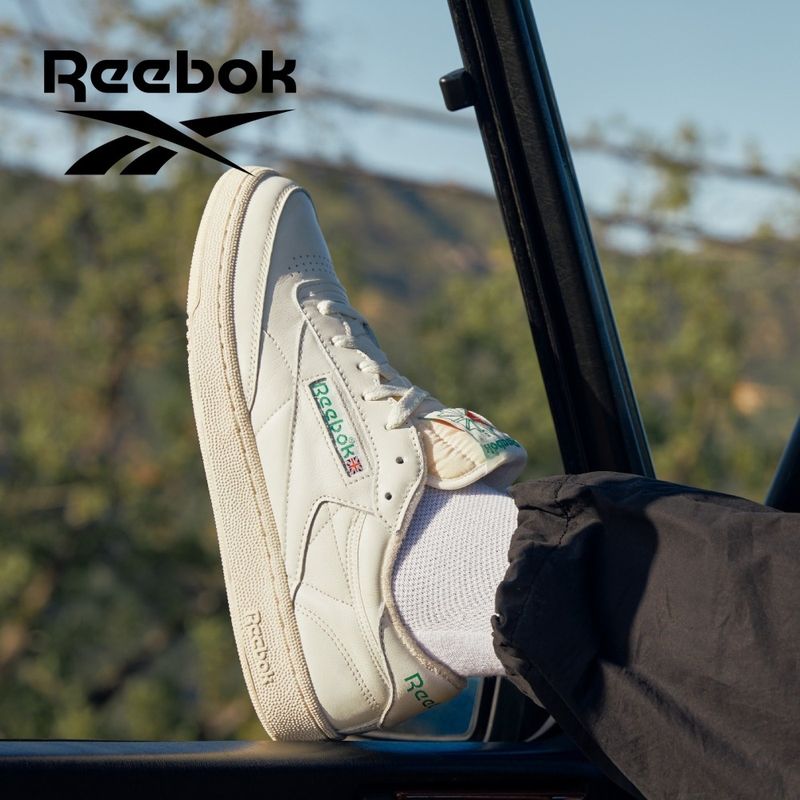 104865638-Zapato-casual-Reebok-Club-C-85-Vintage-beige-para-hombre