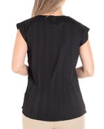 104707693-Blusa-Nicolle-formal-negra-manga-corta-para-mujer
