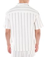 104829574-Camisa-casual-Denim---Flower-ivory-rayada-para-hombre