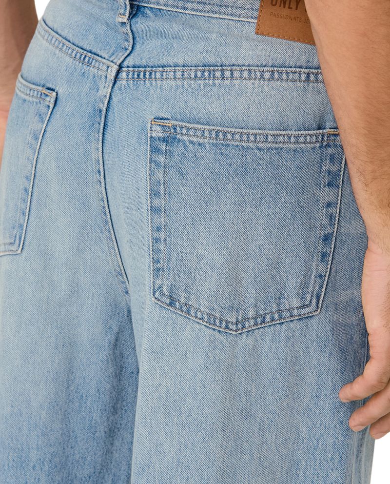 104859685-Jeans-Only-and-Sons-loose-fit-celeste-denim-lavado-para-hombre