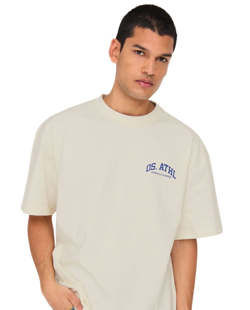 104859658-Camiseta-Only-and-Sons-relaxed-fit-con-estampado--OS.-ATHL--para-hombre-