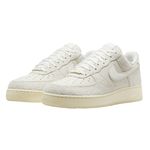 104861799-Calzado-casual-Nike-Air-Force-1-07-Lx--blanco-para-hombre