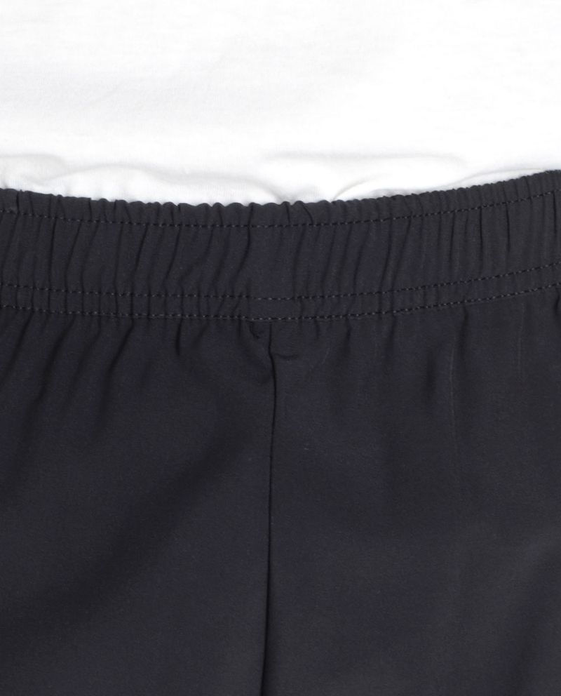 104814247-Short-deportivo-Everlast-negro-solido-para-hombre