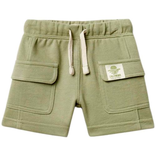 Short verde bolsillo estampado para bebé niño