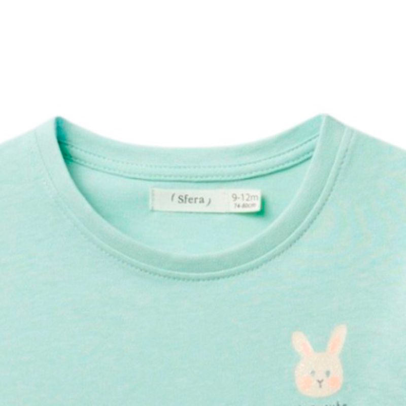 Blusa-verde-con-estampado-para-bebe-niña-104870891