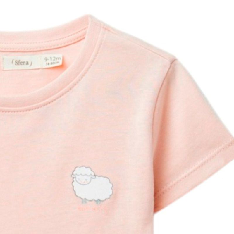 Blusa-rosada-con-estampado-para-bebe-niña-104870885