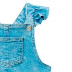Overall-azul-con-estampado-de-flores-para-bebe-niña-104870904
