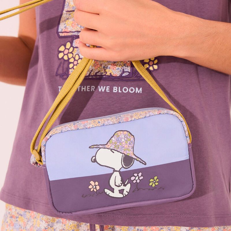 104849797-Funda-para-celular-Women-Secret-estampada