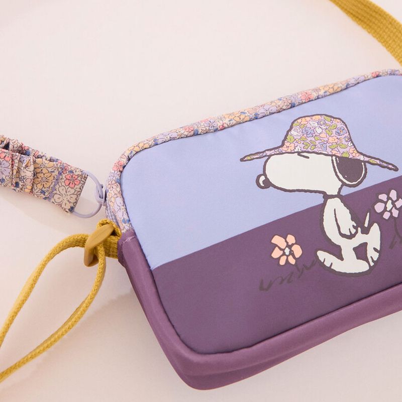 104849797-Funda-para-celular-Women-Secret-estampada
