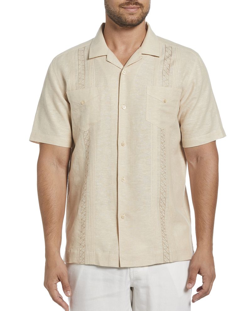 104860095-Guayabera-de-lino-Cubavera-beige-con-textura-para-hombre
