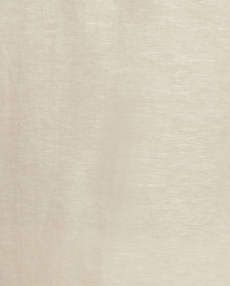 104860095-Guayabera-de-lino-Cubavera-beige-con-textura-para-hombre