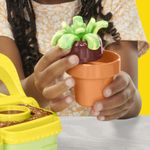 104815591-Play-Doh-Set-Naturaleza-Set-Mi-Jardin-Magico