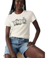 104867627-Camiseta-Levi-s-estampada-manga-corta-para-mujer