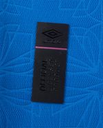 104789177-5.jpg