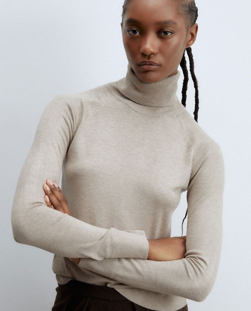 Suéter Sfera pull over beige para mujer